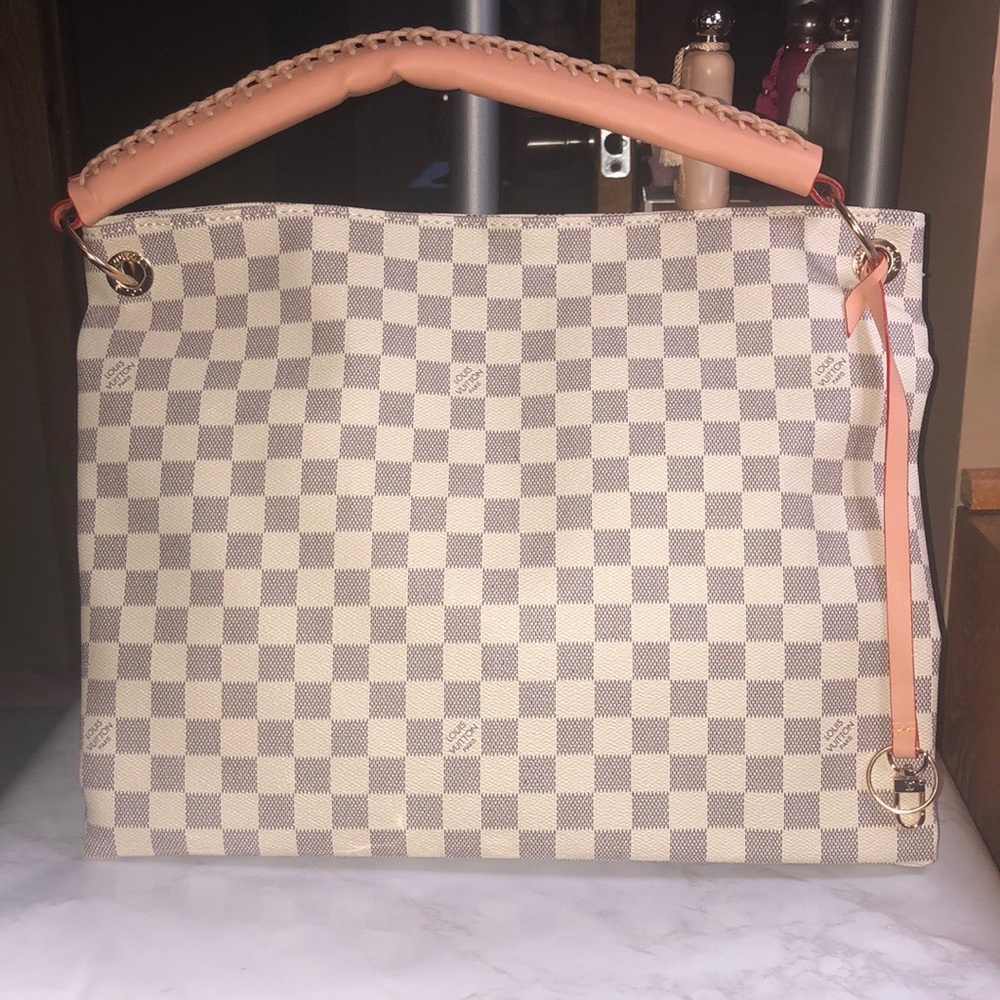 Designer inspired handbag